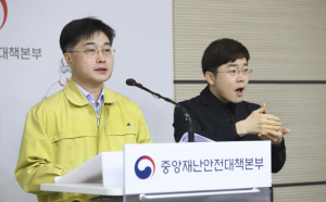 코로나19 야외에서도 감염 위험, ‘밀집된 환경은 아예 방문하지 않아야’