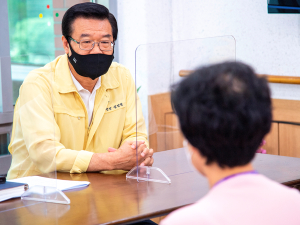 성장현 용산구청장, 구립용산노인전문요양원 방역 대응 현황 점검