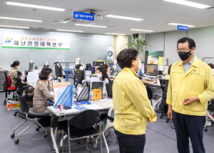 성장현 용산구청장, 추석맞이 코로나19 대응 현장 점검