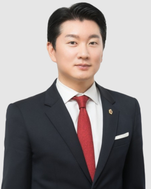 `김포공항 주변 고도제한 완화 촉구 건의안` 서울시의회 통과 … 최진혁 의원, ICAO에 전달할 것