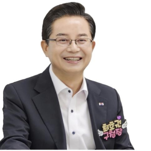 성과와 능력 중심의 인사…영등포구, 4급 서기관 승진 인사에서 빛난 원칙