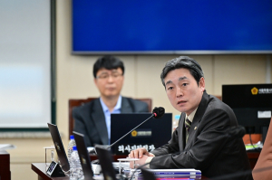 서울특별시의회 김성준 시의원,“전기버스 도입 기준 높여 환경과 안전 잡는다”