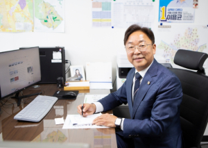 서울시의회 이용균 의원, 도시공원 내 공익 행사 시 상행위 제한적 허용... 시민 참여 확대 기대