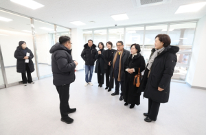 성북구의회 도시건설위원회, 돈암1동 주민센터 신축 공사현장 방문