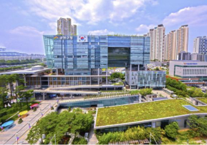 ㈜청룡환경, 금천구 취약계층 위해 따뜻한 겨울나기 성금 500만원 기탁