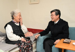 김길성 서울 중구청장, 한파 속 어르신 안부 살피며 돌봄 현장에 나서