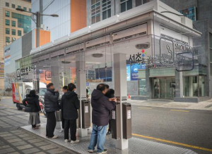 서초구, 전국 최초 개방형 제연 흡연시설 본격 운영