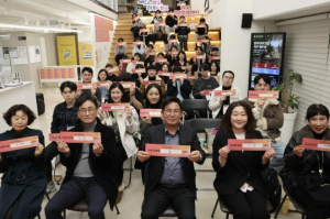 청년 취업 위한 마포구의 선물 꾸러미! 정장 빌려주고, 시험비 지원 하고!