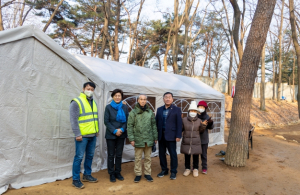 강북구의회 이상수·최미경의원, 북한산 체험형 숲속쉼터 내 맨발걷기 동절기 시설물 현장점검