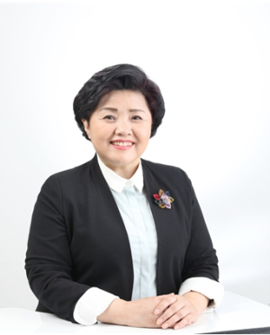 김영옥 보건복지위원장 서울시 “난임 시술 지원 확대”로 지난해 신생아 7천명 출생 축하, 지속적인 정책으로 발전시켜야