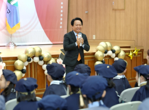 조촐한 졸업식을 성대하게! 서대문구 국공립어린이집 합동 졸업식 개최
