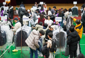 동대문구 교복나눔장터 성료… 총 7개 학교 참여, 613점 판매
