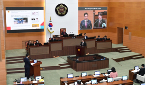문성호 서울시의원, “고효율 산소 발생 탄소 절감 체계 ‘액체 나무’ 리퀴드3 적극 도입 제안!”