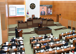 서울시의회 이효원 의원, “서울시, 배달용 전기 이륜차 100% 전환 적극 추진해야”