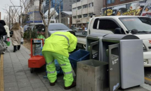 성동구, 핫플 성수동 `365 청결기동대`… 깨끗한 거리 환경 지킨다
