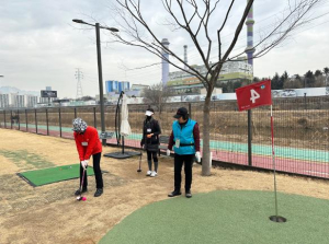 중랑천 물소리 들으면서 너도나도 `나이스 샷` 노원, 중랑천 제1,2 파크골프장 개장