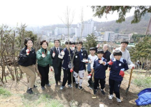˝숲과 함께 자라나는 미래˝ 은평구, 제80회 식목일 나무 심기