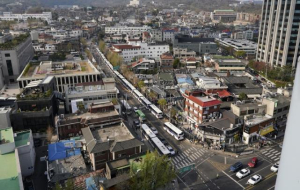 ˝헌재 차벽 철수˝ 종로구, 주민·상인 일상 회복 앞당긴다