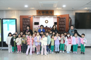 성북구의회, 짐랜드어린이집 원생 견학 환영