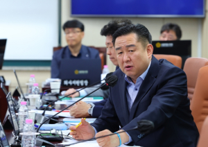 서울시의회 이원형 의원, 택시 협동조합 이름만 바꾼 지입제?...협동조합 운수 종사자 보호 대책 마련 시급