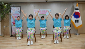유튜브로 즐겁게, 실버카로 안전하게! 노원구, 섬세한 어르신 틈새 지원으로 효자 역할 톡톡