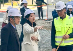 서울시의회 윤영희 의원, 위례선 트램 단차 문제 답변 받아…시민 불편 최소화 당부