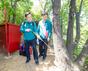 ‘산불 철저 대비’ 진교훈 서울 강서구청장, 예방대책 점검 나서