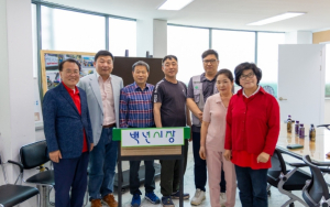 유인애 의원, 수유3동 백년시장 방문해 상인회 간담회 참석