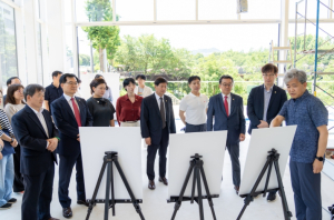 강남구의회 복지문화위원회, 양재천 수변문화쉼터 조성사업 공사 현장 방문