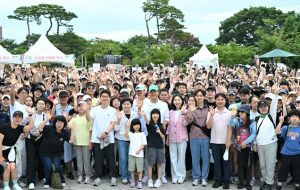 오세훈 시장, 14일 아침 남산둘레길에 진행된`손목닥터9988 200만 돌파 기념행사` 참석