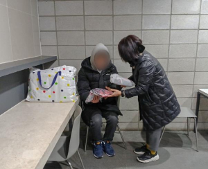 강남구, 설 맞아 노숙인에게 도시락 전달 및 특별 순찰 실시