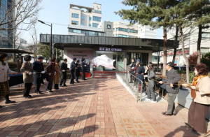 강남구, 서울시 첫 경로당 파크골프장, 정식 운영과 함께 강좌 개설