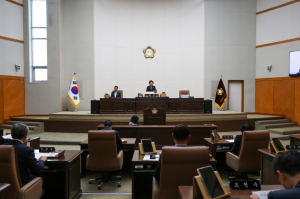 성동구의회, 제284회 임시회 개회