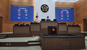 문성호 서울시의원, “2027 서울 세계청년대회 지원 특별법 제정 촉구 건의안 본회의 만장일치 가결!”