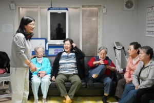성북구, 유심 해킹 피해 예방 나선다… 관내 경로당에 스마트매니저 파견