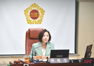 서울시의회 김경 의원, “교육 발전을 위한 헌신에 감사”…교육상 전면 확대