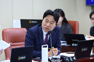 서울특별시의회 이종배 시의원, “수업시간 학생 휴대폰 사용, 학교 10곳 중 6곳 ‘별도 수거 없이 금지 공지’에 그쳐”