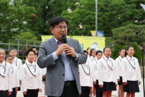광장에서 펼쳐진 봄날의 문화 나들이, 박강수 마포구청장 참석