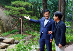 성북구, 도심 속 생태 복원 `오동 물빛정원` 조성 완료…주민 쉼터로 재탄생