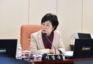 서울시의회 이경숙 의원, 서울월드컵경기장 잔디 여름이 더 문제다