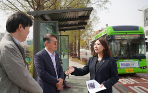 정초립 의원, 강북구 저상 전기 마을버스 도입 확대 협력