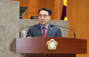 금천구의회 장규권 의원 금빛공원 조성사업 및 대명여울빛거리 옥외영업 관리 개선 촉구