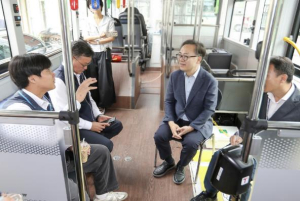 금천구, 마을버스 기사 처우개선 사업 효과 `뚜렷`... 인력 16% 증가