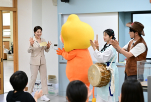 서울시의회 구미경 의원, 어린이 대상 의정 교육에서 기획경제위원회 역할 알기 쉽게 소개