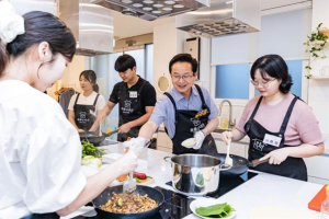 “같이 요리하고, 함께 먹다”…영등포구 공유주방이 바꾼 일상
