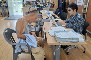 “소비쿠폰 혜택에서 소외 없도록” 동대문구, 노숙인 대상 신청 지원
