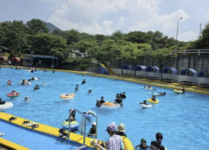 ˝오늘은 물놀이 날˝ 은평구 신사2동 `우리아이 안전여름캠프` 진행