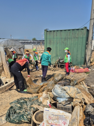 강남구 자율방재단, 예산군 수해복구 긴급 지원