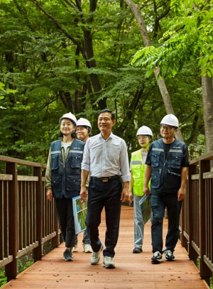 `개운산`에 진심인 성북구, 성북구민의 대표 치유공간으로 변신