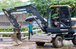 13일 많은 비…오언석 도봉구청장, 여름휴가 반납 후 즉시 현장으로 복귀